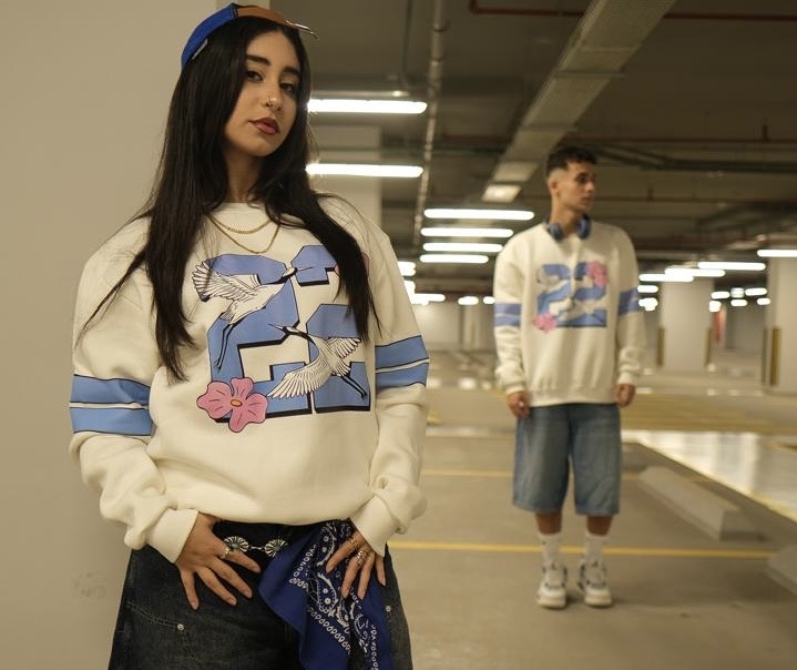 Viper Birds Crewneck